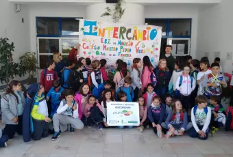 Imagen de archivo de encuentros escolares con Portugal